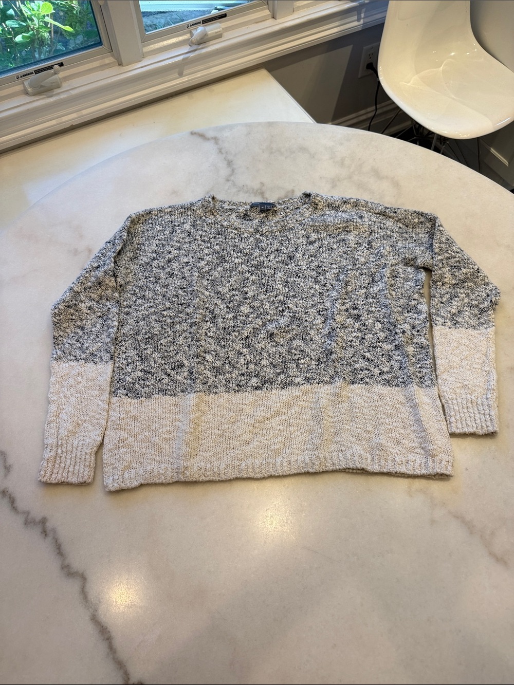 NWOT Vince Two-Tone Crewneck Sweater in navy and Cream
